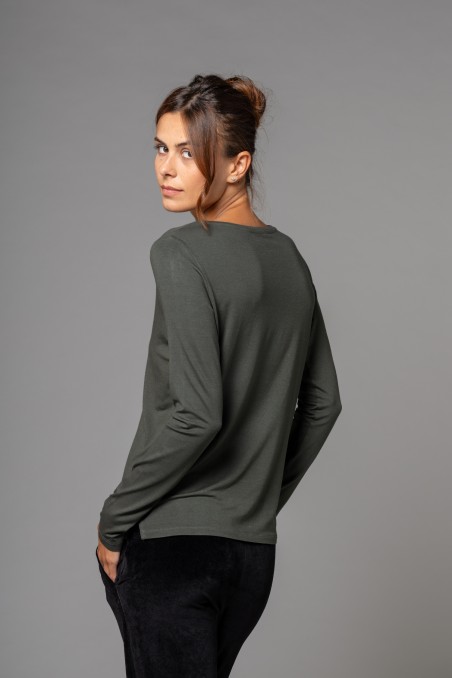 Majestic Filatures | T-shirt scollo barchetta regular in viscosa