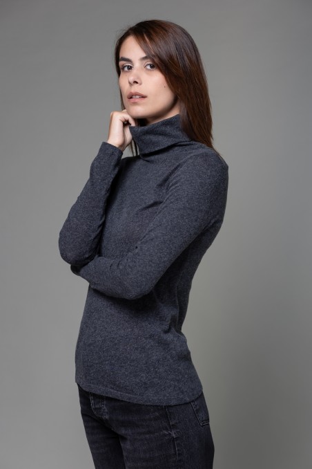 Majestic Filatures | T-shirt dolcevita nera a maniche lunghe in cotone e cashmere