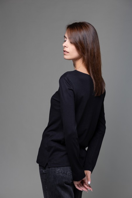 Majestic Filatures | T-shirt nera con scollo a barchetta e maniche lunghe in cotone e cashmere