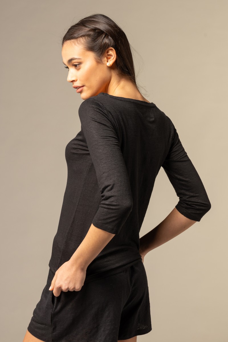 Majestic Filatures |T-shirt scollo a barchetta regular in lino
