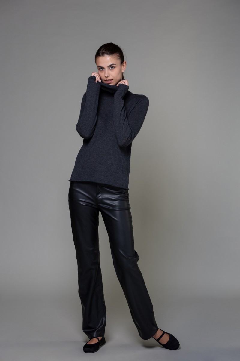 Majestic Filatures | T-shirt dolcevita in 100% cashmere