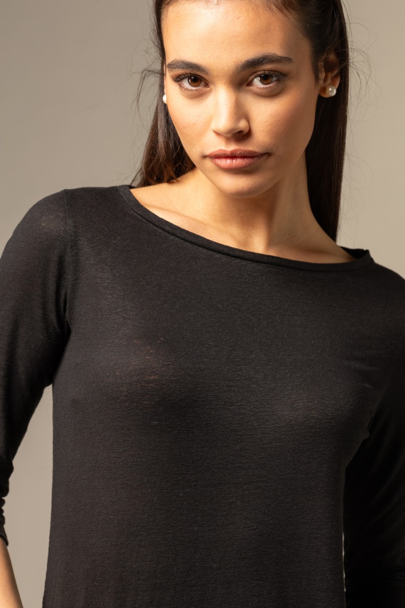Majestic Filatures |T-shirt scollo a barchetta regular in lino