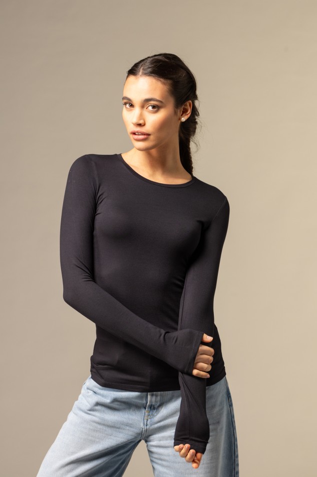 Majestic Filatures |T-shirt slim a maniche lunghe in viscosa 2