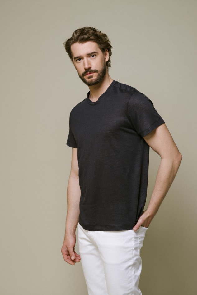 Majestic Filatures | T-shirt girocollo e maniche corte in lino bianco