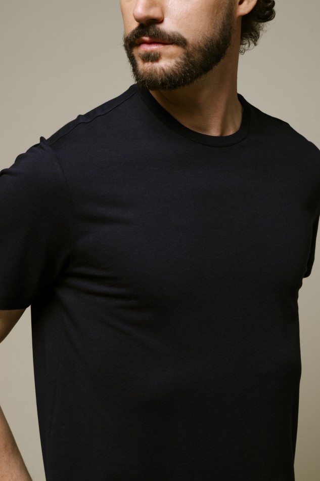 Majestic Filatures |T-shirt girocollo in Lyocell 2
