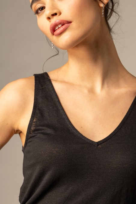 Majestic Filatures | Canotta in lino con doppio scollo a V