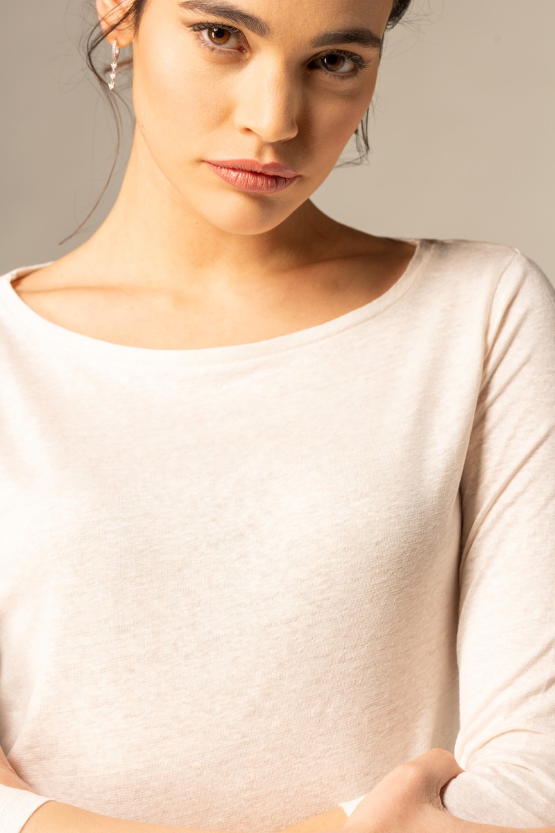 Majestic Filatures |T-shirt scollo a barchetta regular in lino