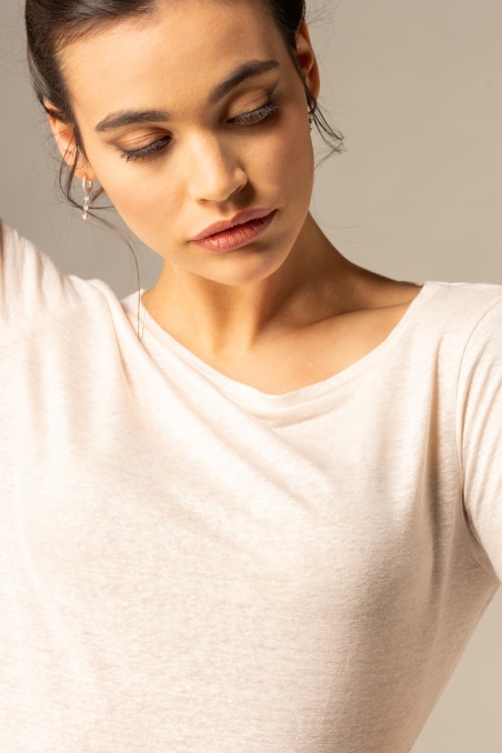 Majestic Filatures |T-shirt scollo a barchetta regular in lino
