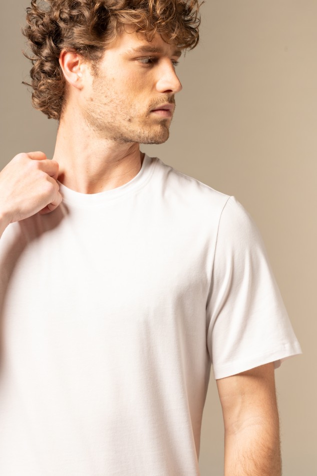 Majestic Filatures | T-Shirt girocollo over in cotone elasticizzato 2