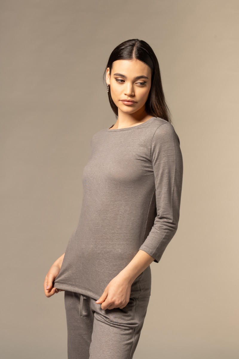 Majestic Filatures |T-shirt scollo a barchetta regular in lino