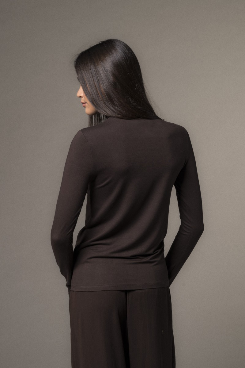 Majestic Filatures | T-shirt dolcevita slim in viscosa