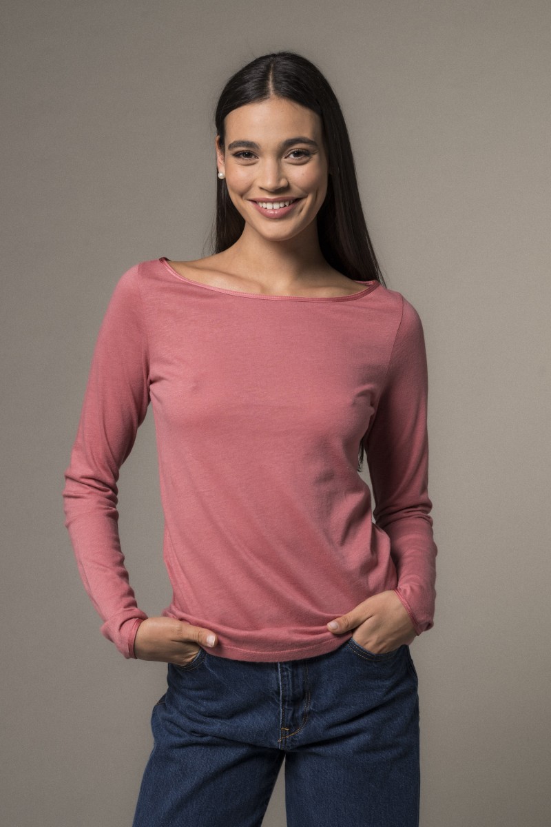 Majestic Filatures | T-shirt scollo a barca e maniche lunghe in cotone e cashmere