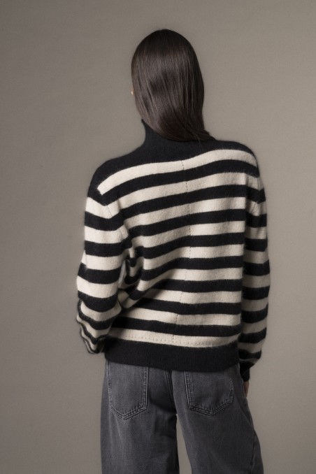 Majestic Filatures | Maglia in raccoon dolcevita a righe