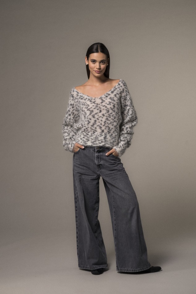 Maglia scollo a V in mohair