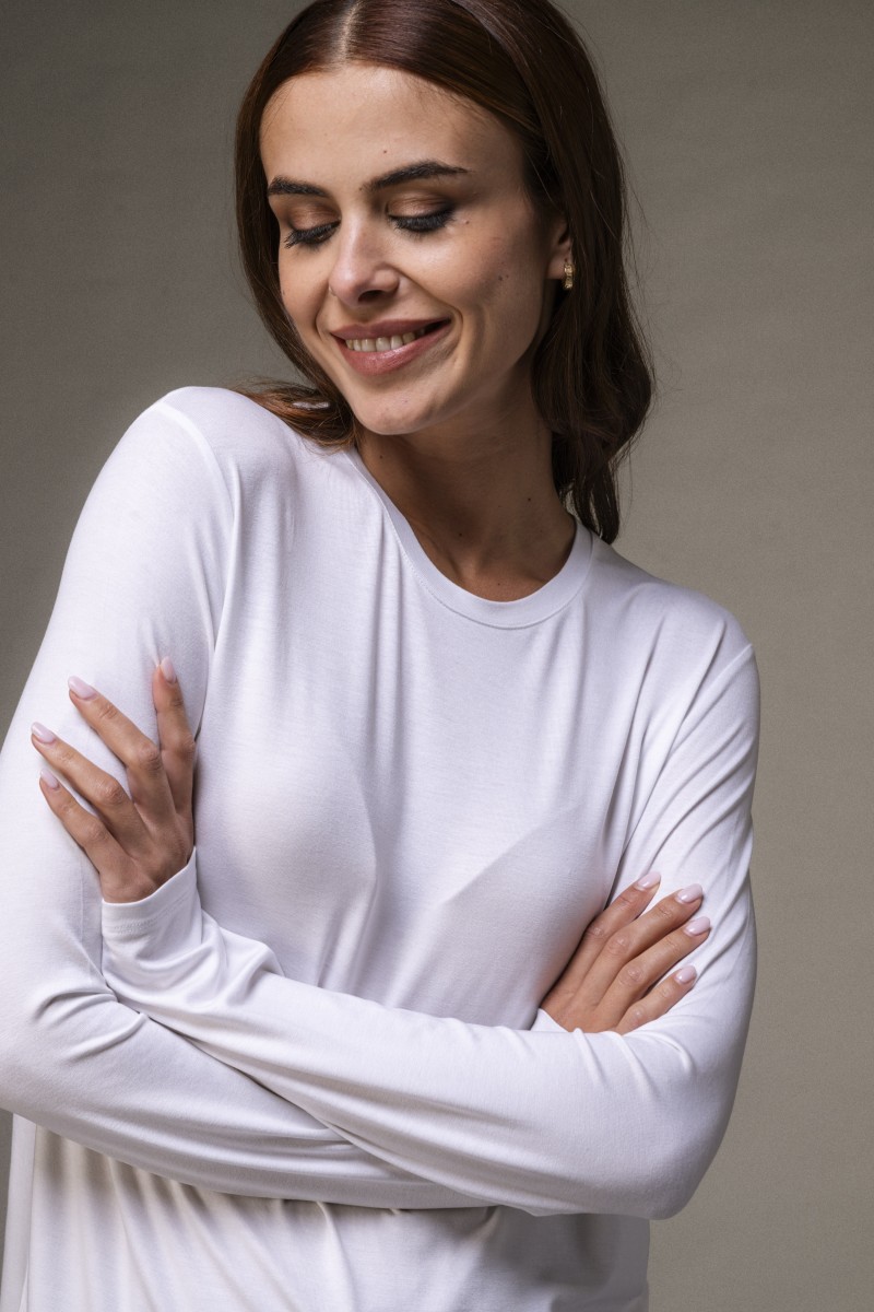 Majestic Filatures | T-shirt girocollo regular in viscosa Majestic Filatures | T-shirt girocollo regular in viscosa