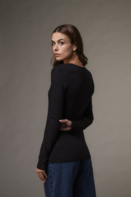 Majestic Filatures | T-shirt girocollo a maniche lunghe in cotone e cashmere nera