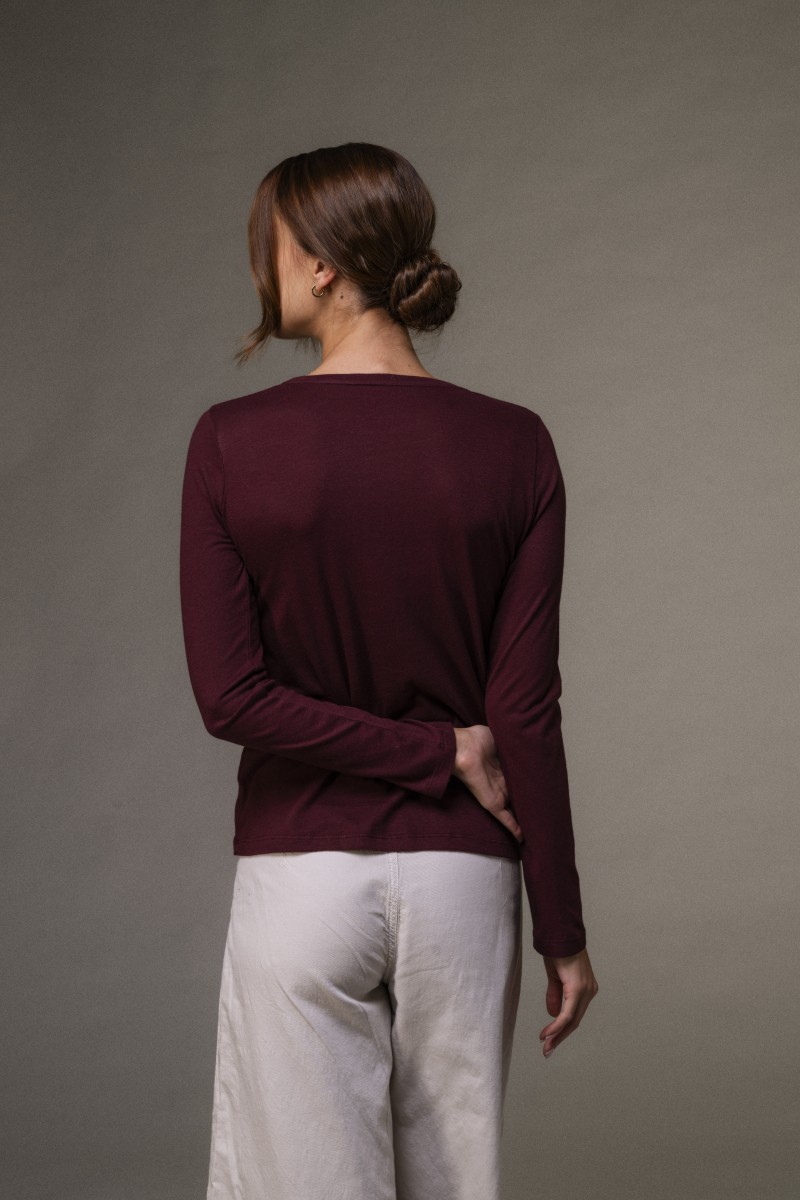 Majestic Filatures | T-shirt girocollo a maniche lunghe in cotone e cashmere nera