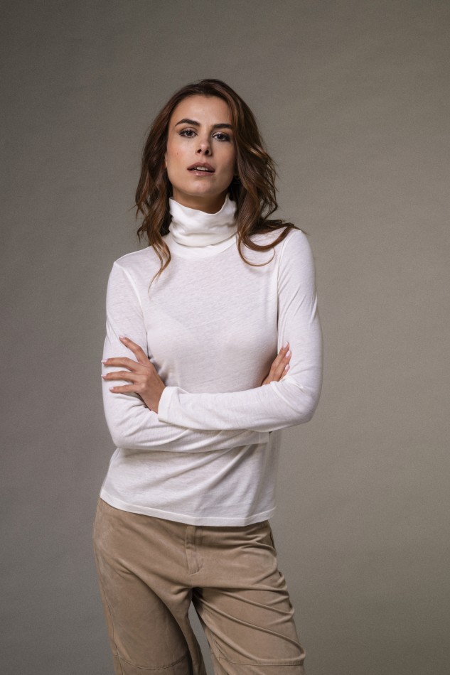 Majestic Filatures | T-shirt dolcevita nera a maniche lunghe in cotone e cashmere 2