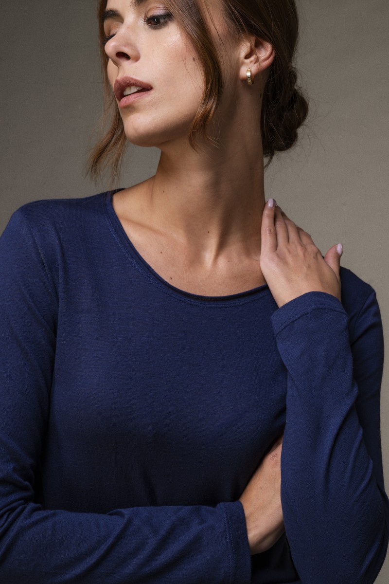 Majestic Filatures |T-shirt girocollo rolotè in cotone e cashmere