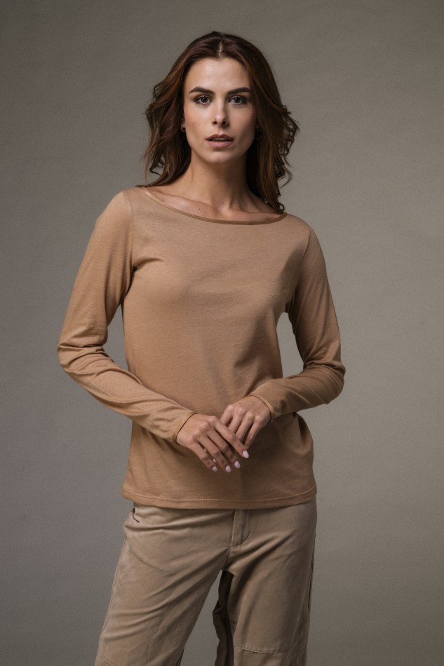 Majestic Filatures | T-shirt scollo a barca e maniche lunghe in cotone e cashmere 2