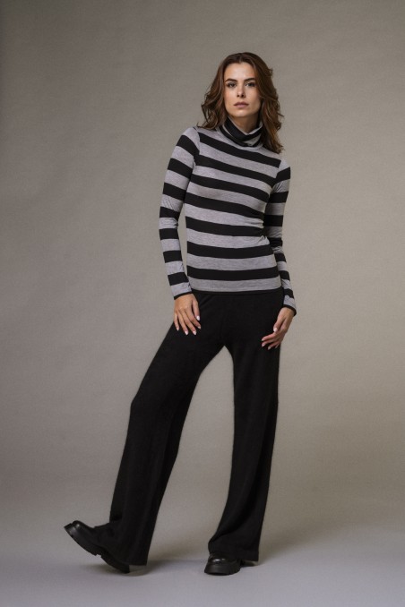 Majestic Filatures | T-shirt dolcevita a righe in viscosa