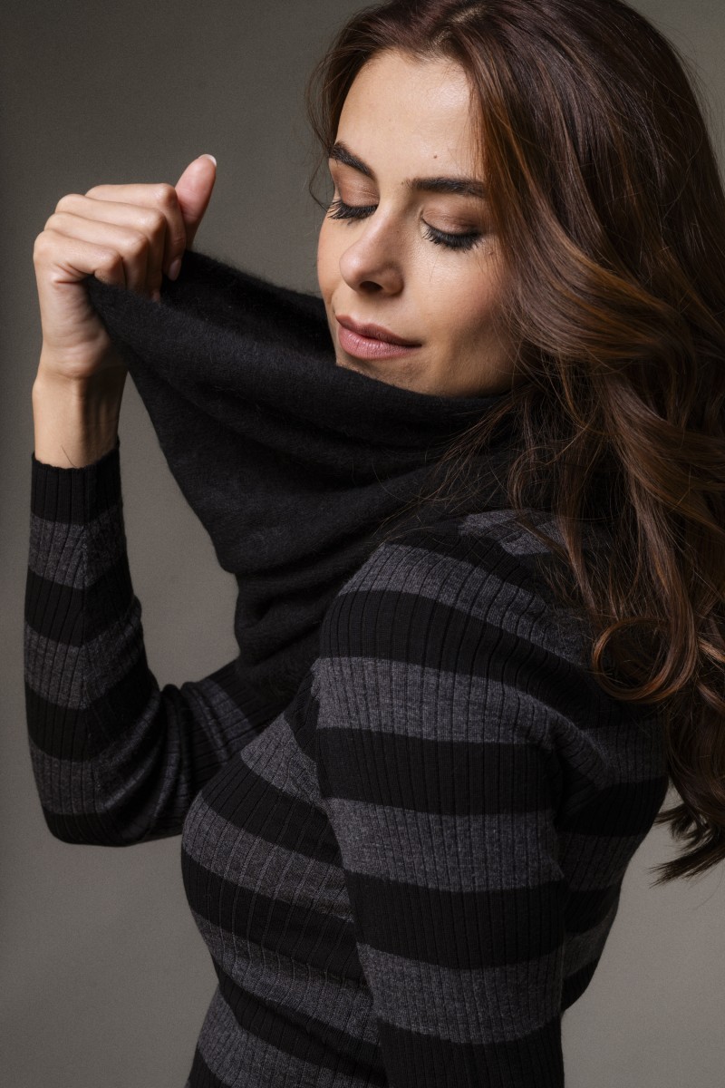 Majestic Filatures |  Combo sciarpa e top in raccoon nero Majestic Filatures |  Combo sciarpa e top in raccoon nero