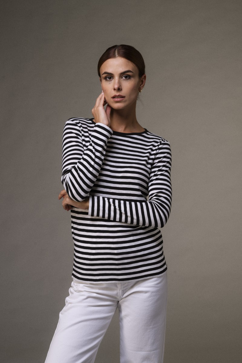 T-shirt a righe in cotone fiammato T-shirt a righe in cotone fiammato