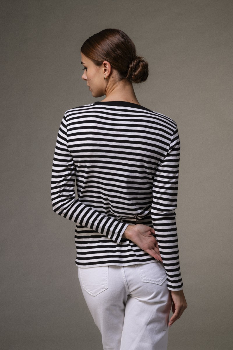 T-shirt a righe in cotone fiammato T-shirt a righe in cotone fiammato