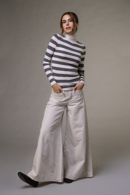 Majestic Filatures | Maglia dolcevita a costine rigata