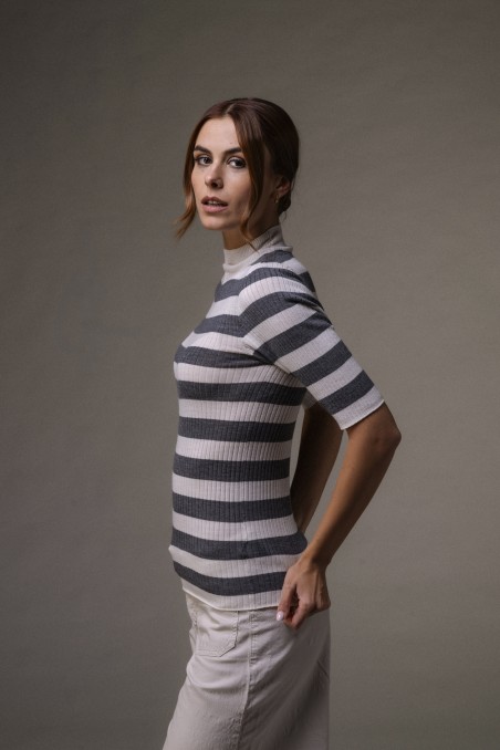 Majestic Filatures | Maglia dolcevita maniche al gomito a costine rigata