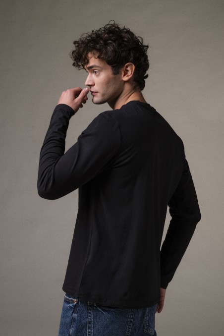T-shirt girocollo a maniche lunghe slim
