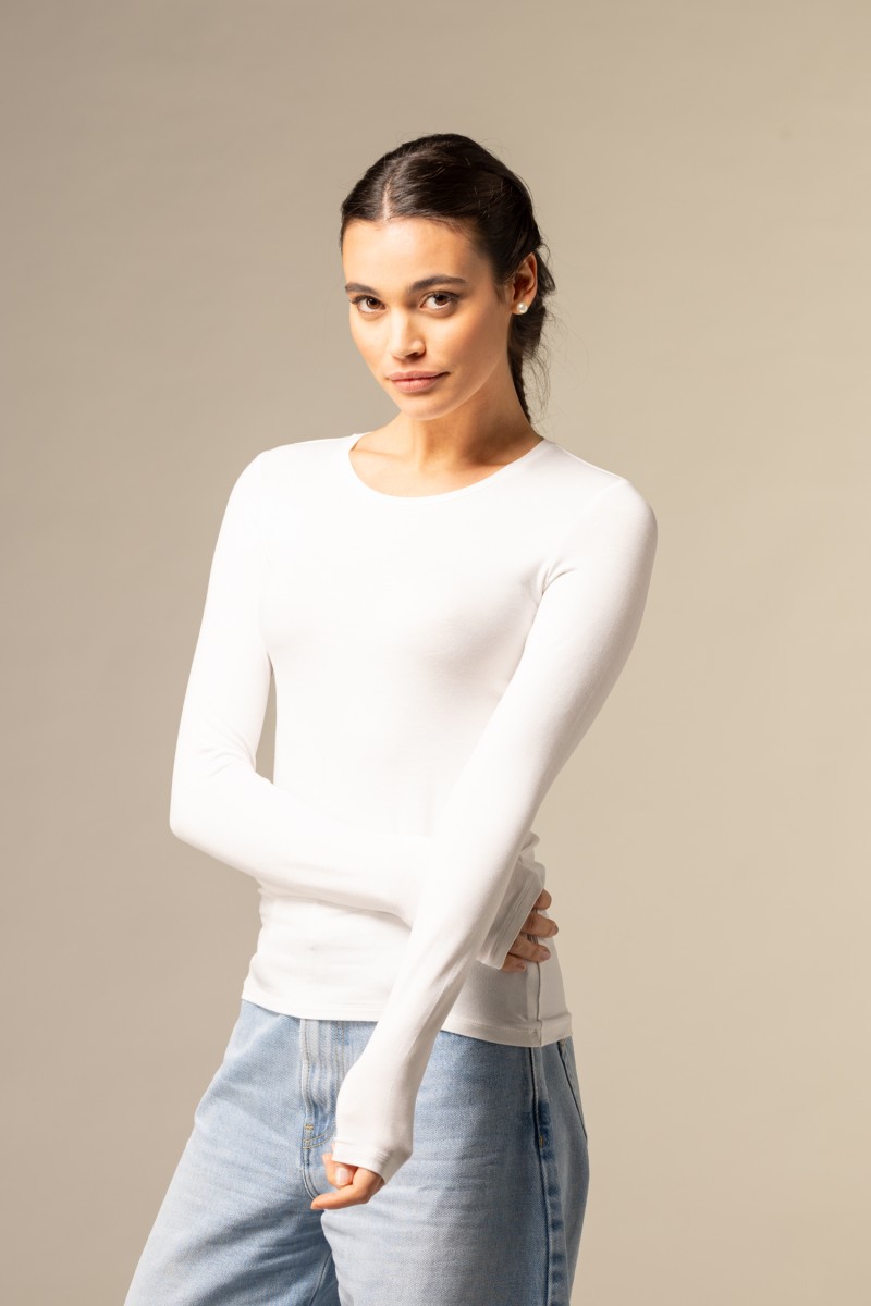 T-shirt slim a maniche lunghe in viscosa