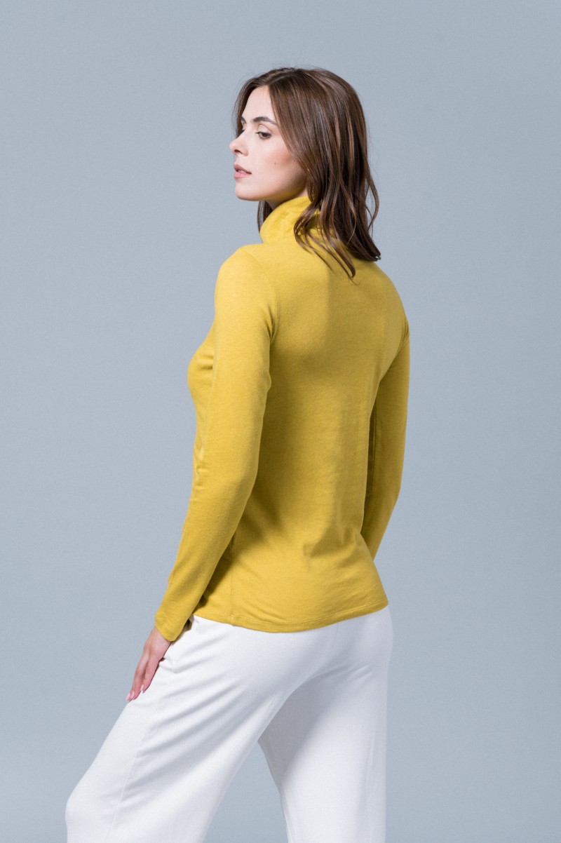Majestic Filatures | T-shirt dolcevita nera a maniche lunghe in cotone e cashmere