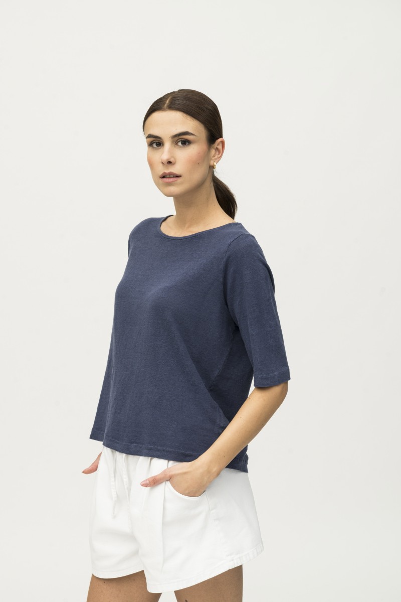 Majestic Filatures | T-shirt in lino con bottoni sul retro