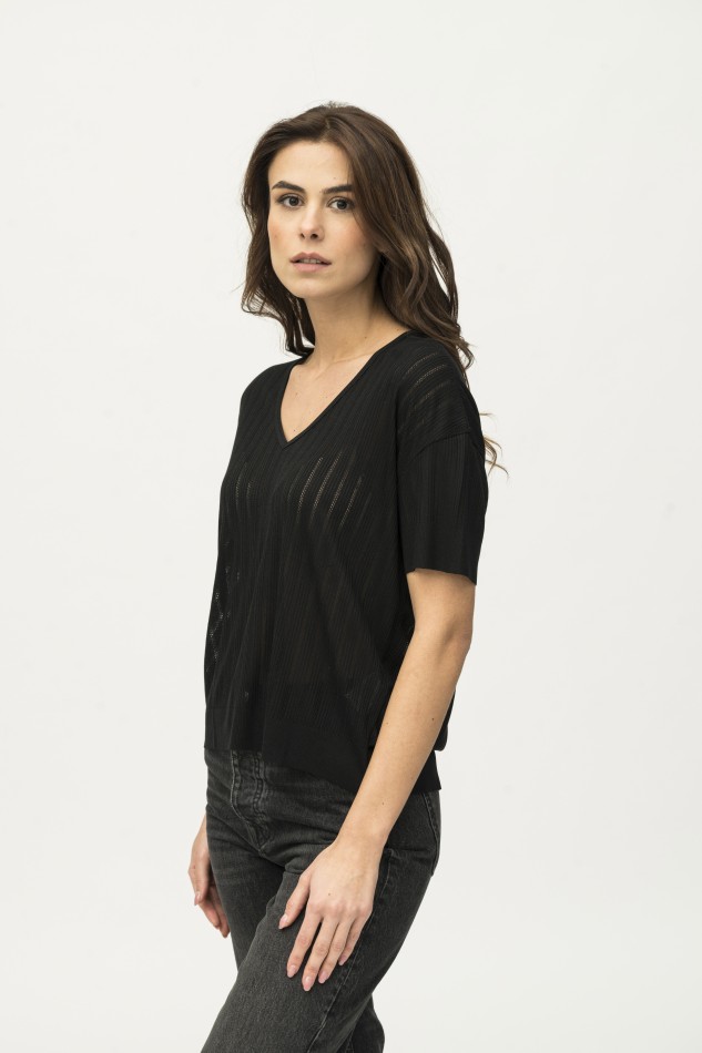 Majestic Filatures | T-shirt scollo a V in maglia con trasparenze 2