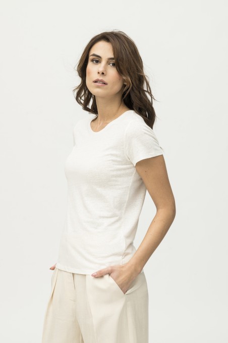 Majestic Filatures |T-shirt bianca basica in lino