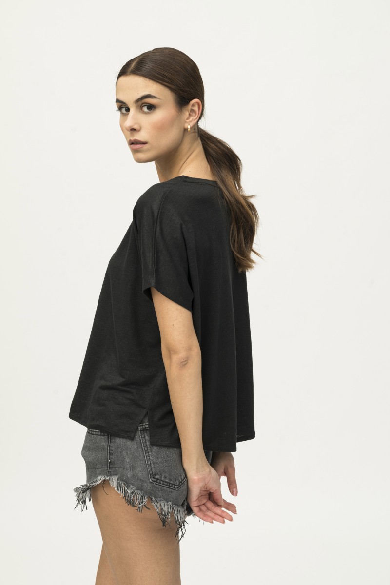 Majestic Filatures | T-Shirt over con scollo a barca e maniche corte