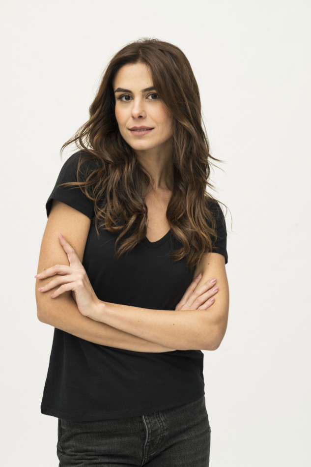 Majestic Filatures | T-shirt scollo a V basica in Cotone Deluxe 2