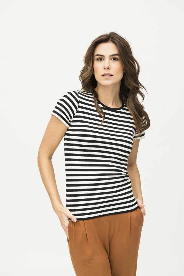 Majestic Filatures | T-shirt slim a righe in viscosa