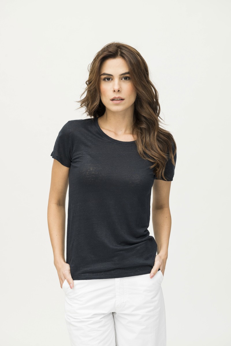 T-shirt basica in lino