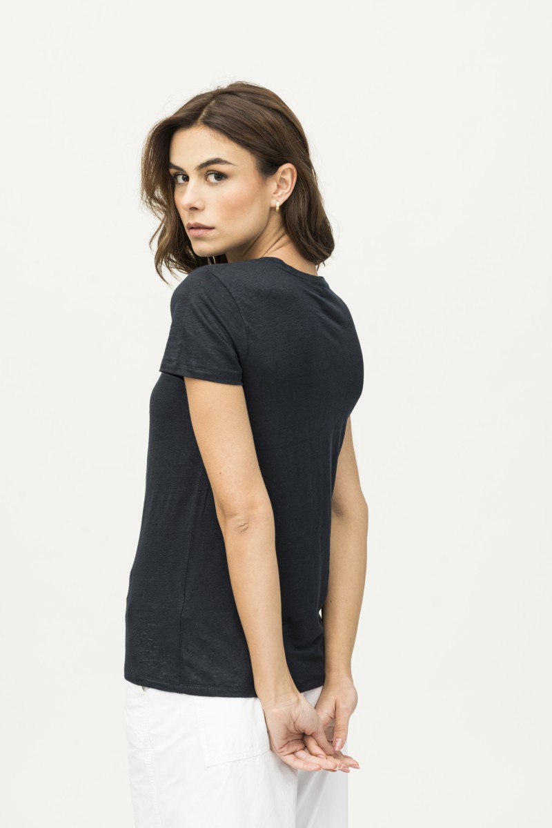 T-shirt basica in lino