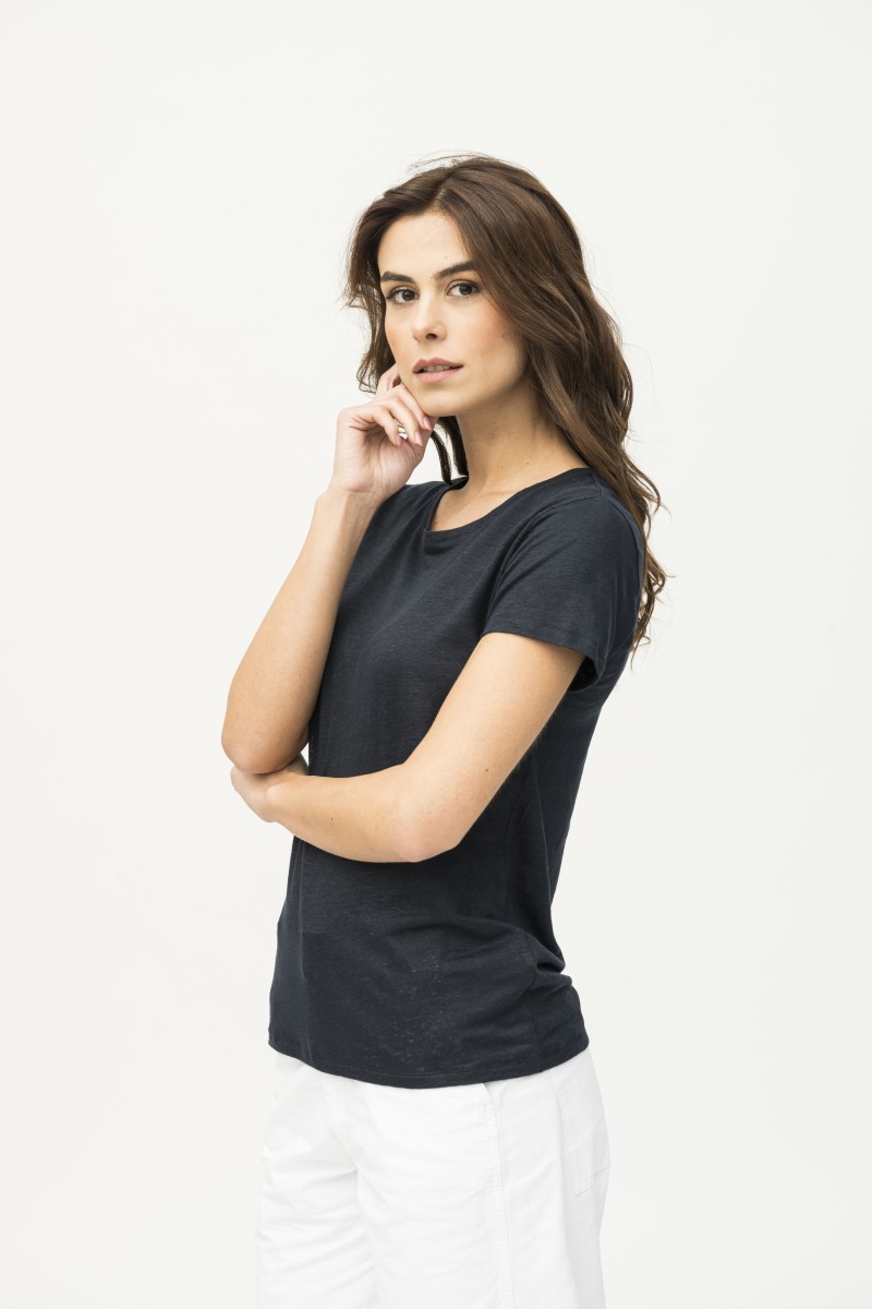 T-shirt basica in lino
