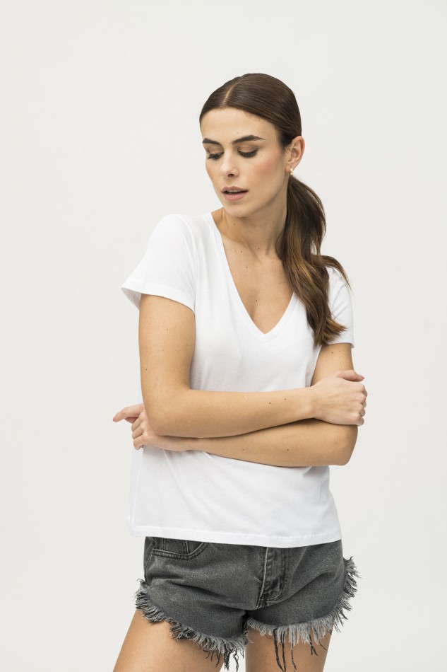 T-shirt scollo a V in Cotone Silk Touch essenziale