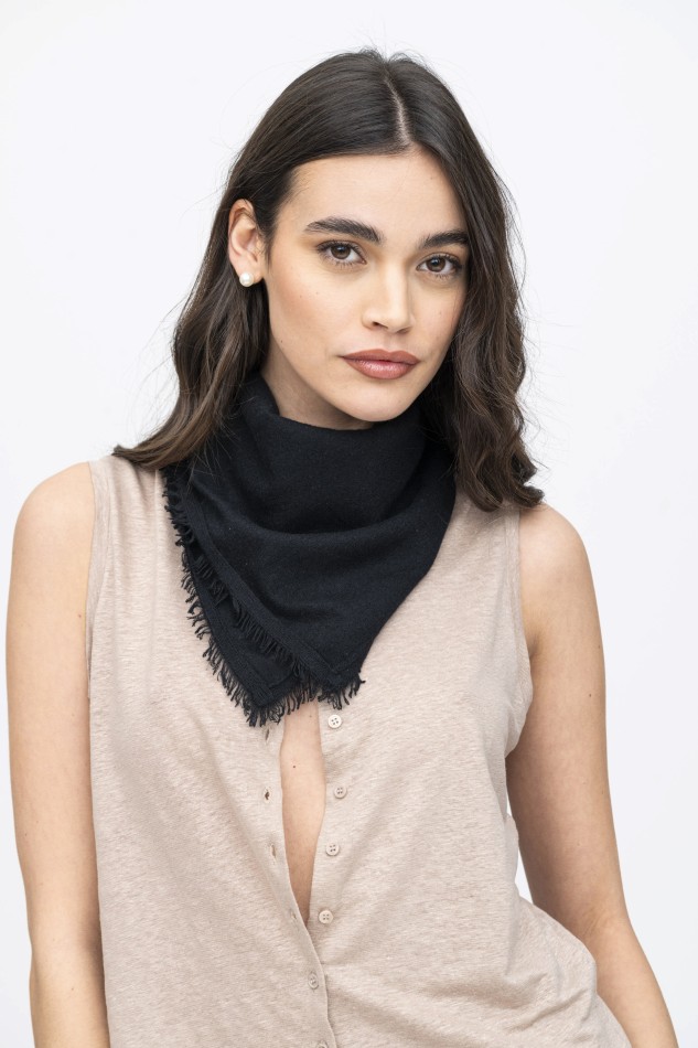 Majestic Filatures | Gilet in lino 2