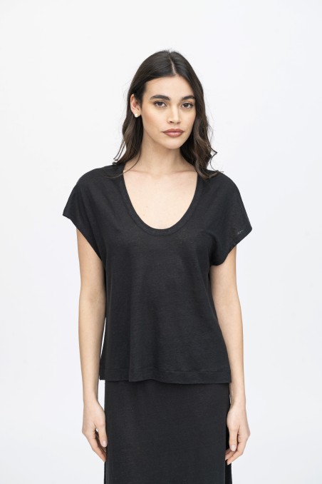 Majestic Filatures | T-Shirt scollo a U in lino