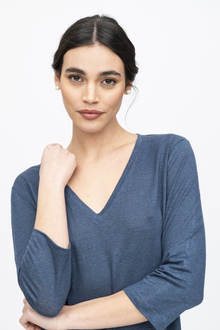 Majestic Filatures | T-shirt scollo a V e maniche a ¾ in lino