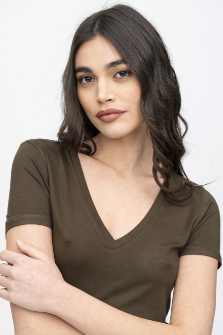 Majestic Filatures | T-shirt  bianca scollo a V maniche corte