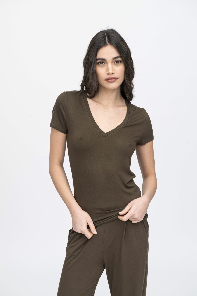 Majestic Filatures | T-shirt  bianca scollo a V maniche corte