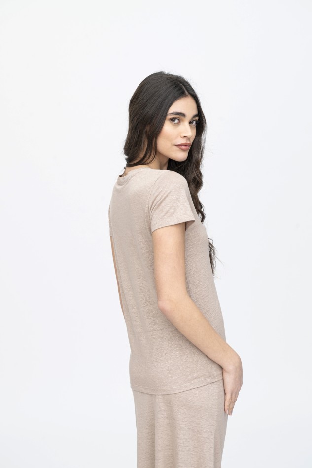 Majestic Filatures |T-shirt scollo a V basica in lino 2