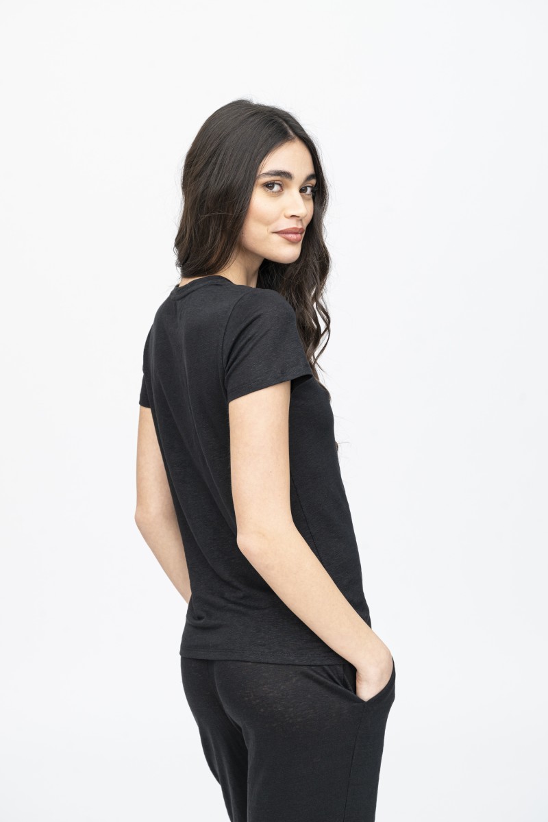 T-shirt basica in lino